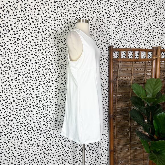 Tuckernuck | Victoria White Active Mesh Plus Size Pleated Active Tennis Dress - Picture 5 of 12